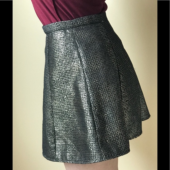 ⚡️one❤️clothing | Sparkly Gold | A-Line | Mini | Petite / Juniors | M - Picture 3 of 17